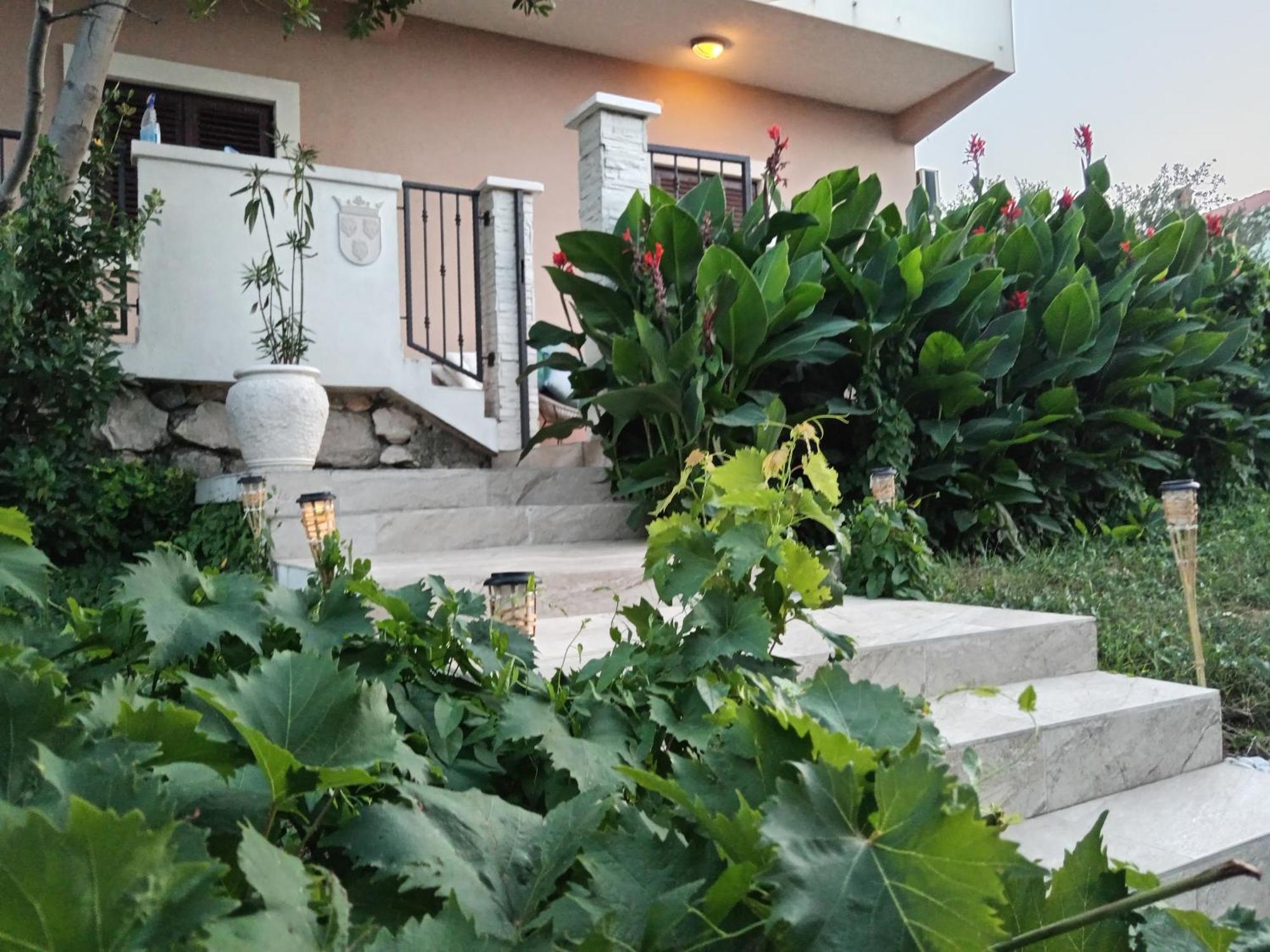 Seaview Holiday Apartments, Ventura 宁 外观 照片
