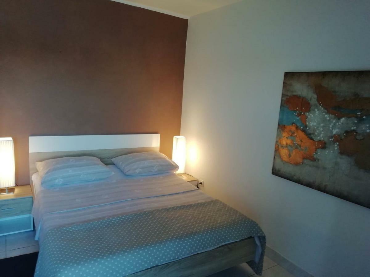 Seaview Holiday Apartments, Ventura 宁 外观 照片